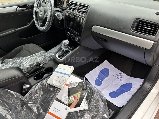 Volkswagen Jetta 2012, 178,763 km - 2.0 l - Sumqayıt