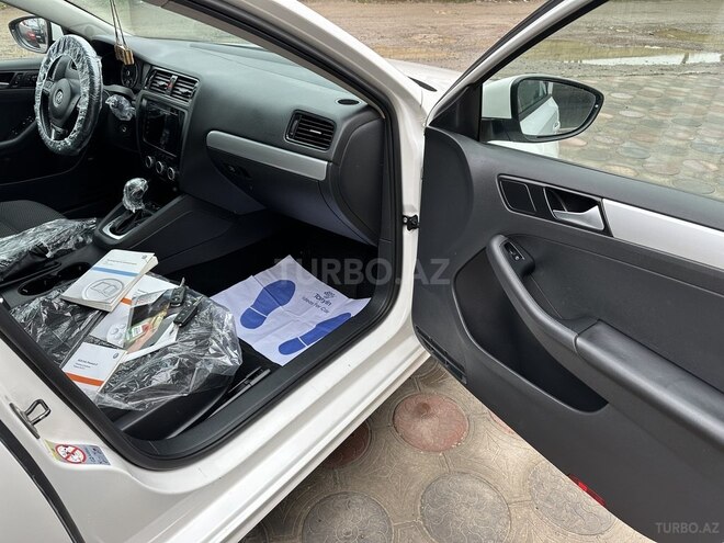 Volkswagen Jetta 2012, 178,763 km - 2.0 l - Sumqayıt