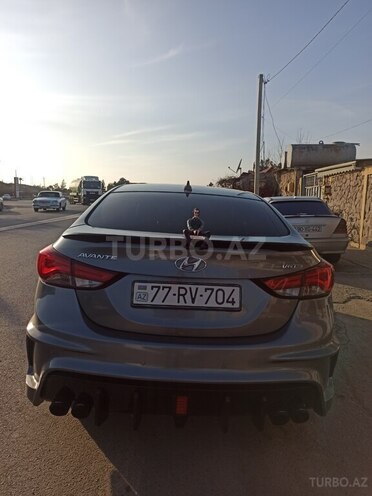 Hyundai Avante 2015, 200,500 km - 1.6 l - Bakı