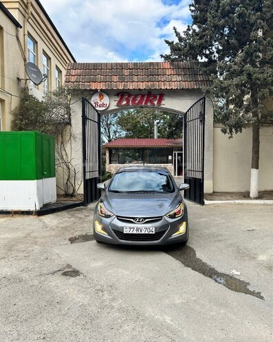 Hyundai Avante 2015, 200,500 km - 1.6 l - Bakı