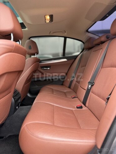 BMW 520-13