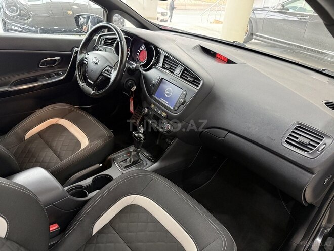 Kia Ceed 2018, 175,000 km - 1.6 l - Bakı