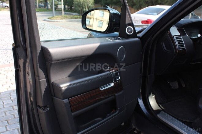 Land Rover Range Rover 2015, 235,000 km - 3.0 l - Bakı