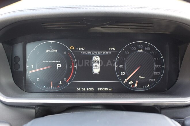 Land Rover Range Rover 2015, 235,000 km - 3.0 l - Bakı