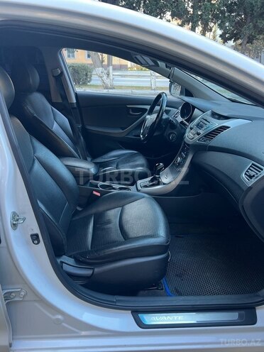 Hyundai Avante 2013, 190,000 km - 1.6 l - Bakı