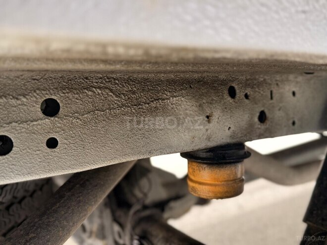 Ford Transit-16