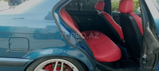 BMW 320-12