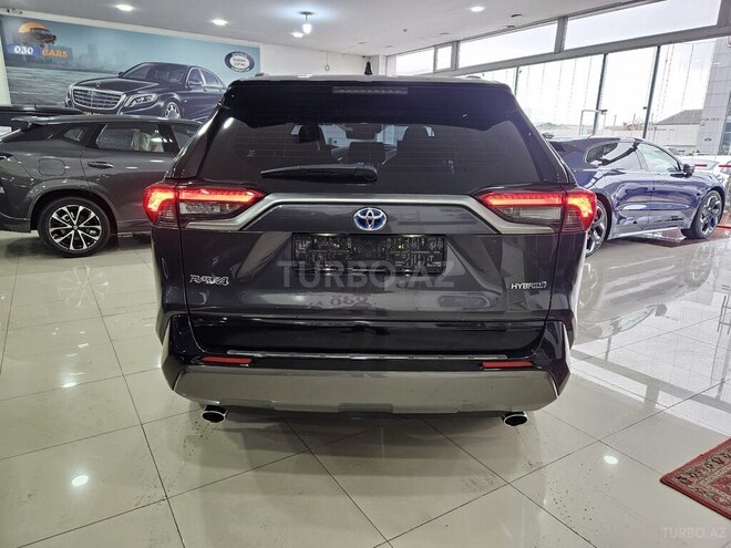 Toyota RAV4-2