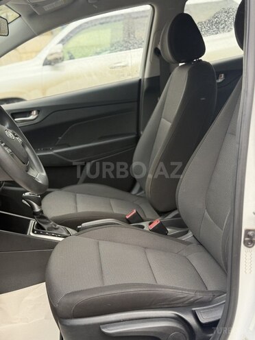 Hyundai Accent 2020, 64,696 km - 1.6 l - Bakı