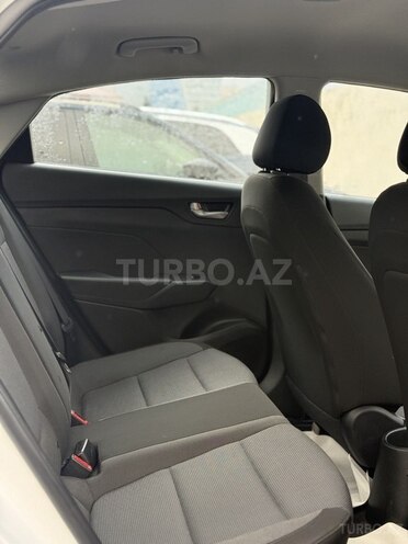 Hyundai Accent 2020, 64,696 km - 1.6 l - Bakı