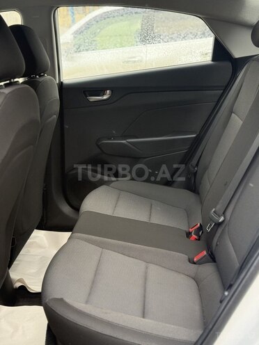 Hyundai Accent 2020, 64,696 km - 1.6 l - Bakı