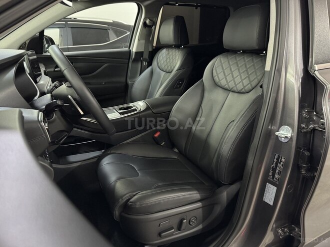 Hyundai Santa Fe 2023, 31,000 km - 1.6 l - Bakı