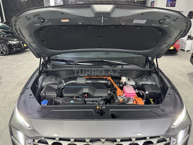 Hyundai Santa Fe 2023, 31,000 km - 1.6 l - Bakı