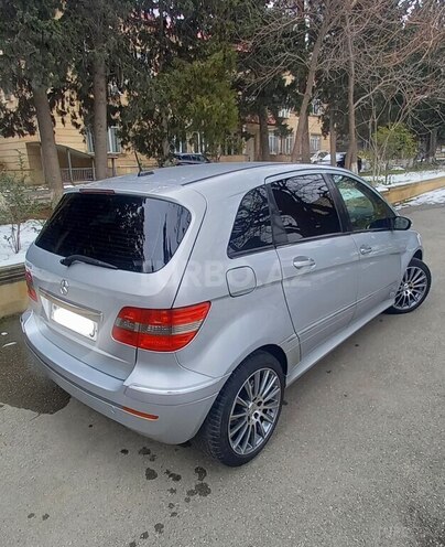 Mercedes B 170 2006, 137,000 km - 1.7 l - Bakı