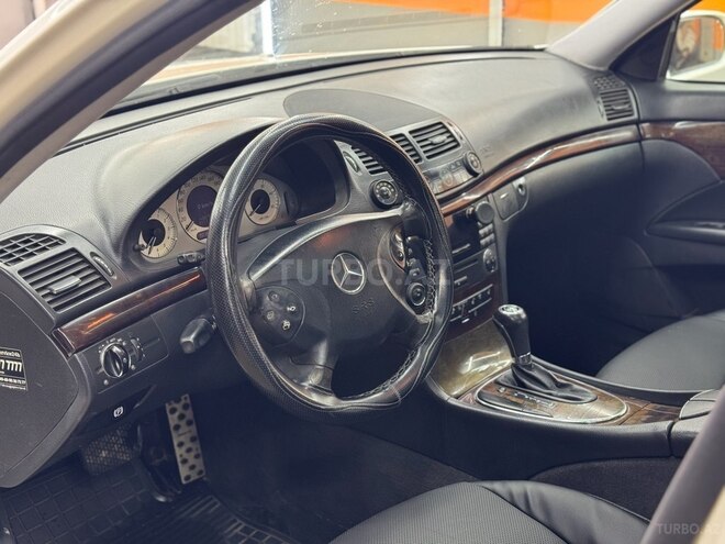 Mercedes E 220 d 2006, 247,000 km - 2.2 л - Bakı