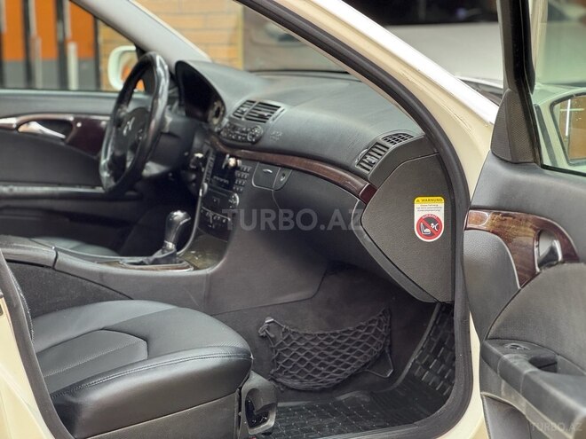 Mercedes E 220 d 2006, 247,000 km - 2.2 л - Bakı