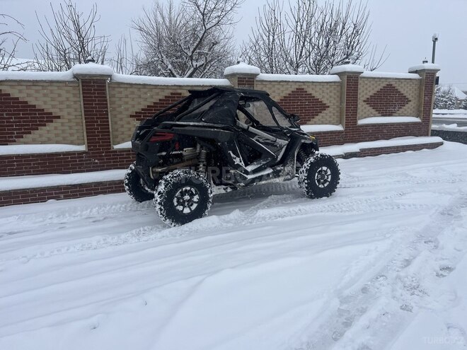 Polaris RZR XP 1000-10