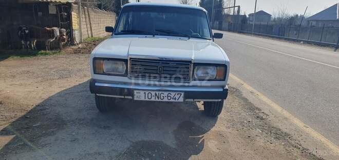 LADA (VAZ) 2107 2005, 86,000 km - 1.6 l - Astara