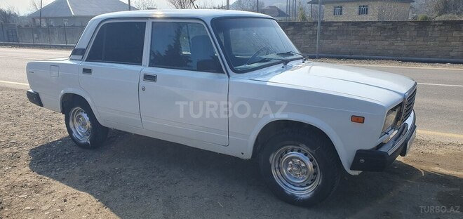 LADA (VAZ) 2107 2005, 86,000 km - 1.6 l - Astara