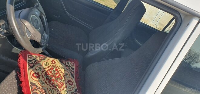 LADA (VAZ) 2107 2005, 86,000 km - 1.6 l - Astara