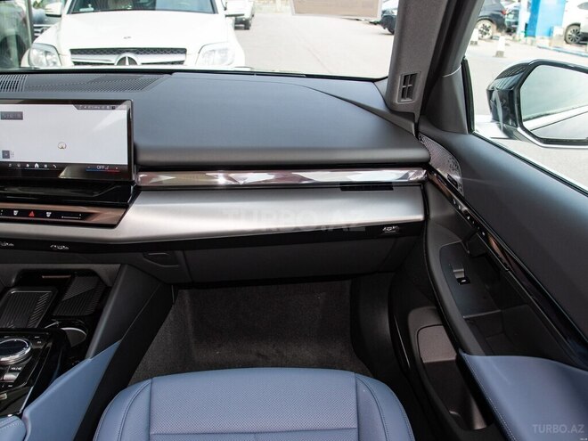 BMW i5 2025, 0 km - 0.0 l - Bakı