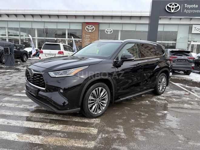Toyota Highlander-3
