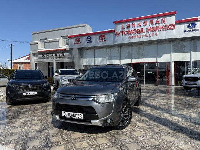 Mitsubishi Outlander 2015, 215,331 km - 2.4 l - Lənkəran