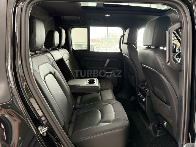 Land Rover Defender-16