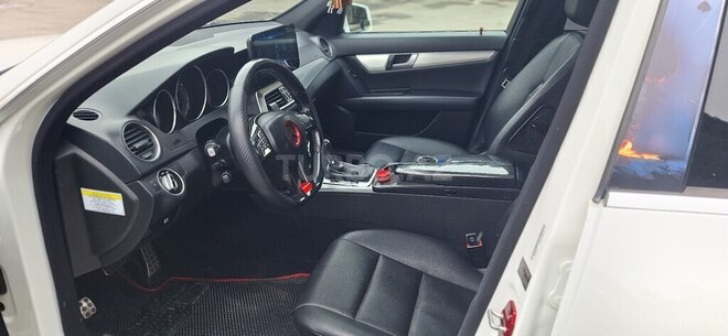Mercedes C 250-13