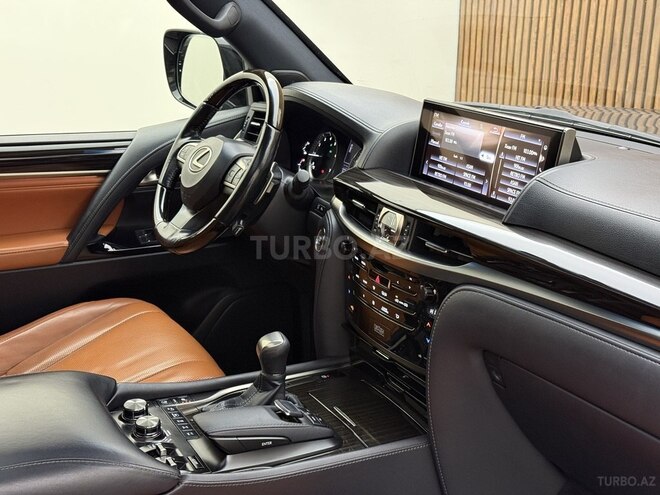 Lexus LX 570 2017, 108,000 km - 5.7 l - Bakı