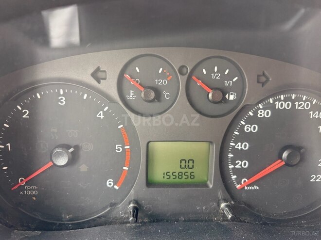 Ford Transit-4