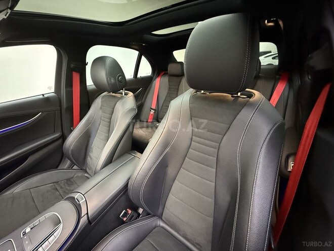 Mercedes E 300 e 4MATIC 2022, 48,000 km - 2.0 л - Bakı