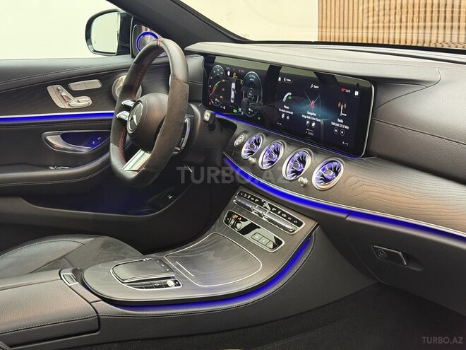 Mercedes E 300 e 4MATIC 2022, 48,000 km - 2.0 л - Bakı