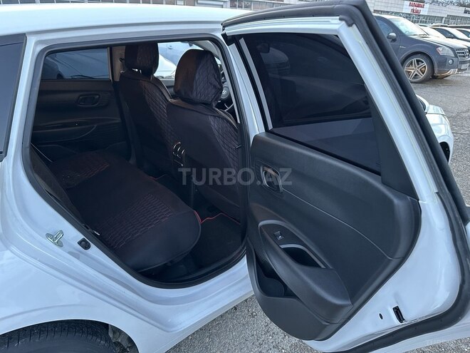 Hyundai  2023, 4,245 km - 1.4 л - Bakı