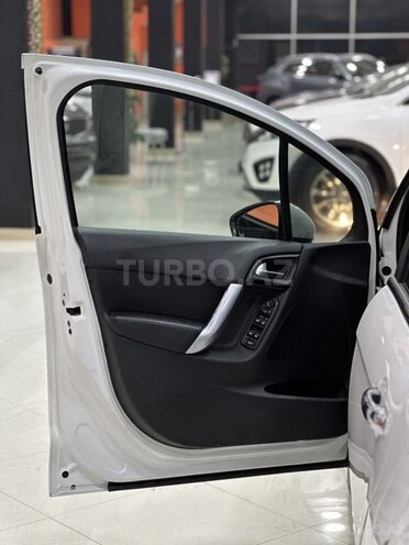 Citroen C3-23