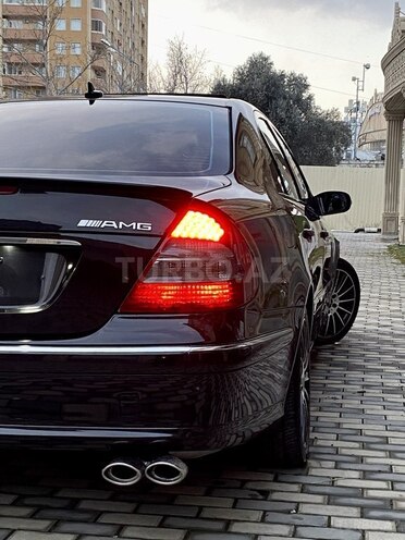 Mercedes E 240 2005, 229,000 km - 2.6 l - Bakı
