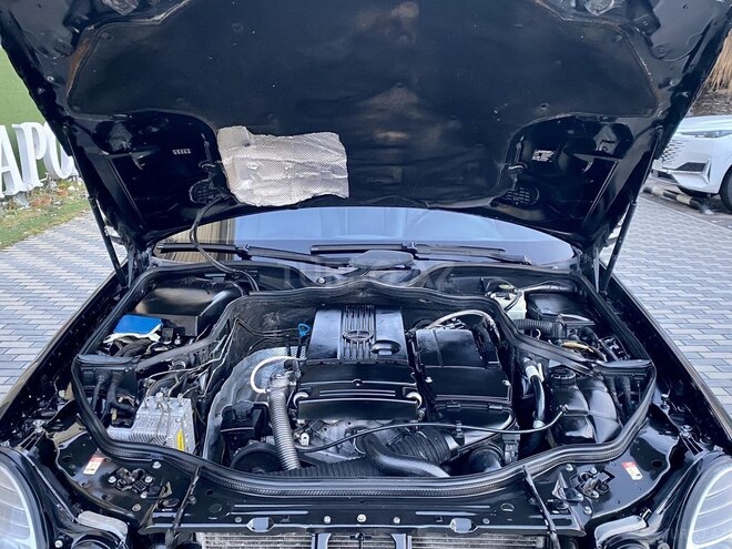 Mercedes E 240 2005, 229,000 km - 2.6 l - Bakı
