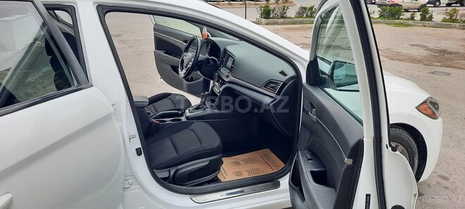Hyundai Elantra 2017, 116,000 km - 2.0 л - Bakı