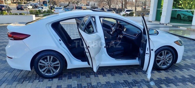 Hyundai Elantra 2017, 116,000 km - 2.0 л - Bakı