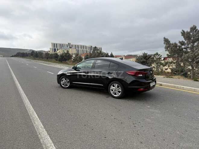 Hyundai Elantra 2019, 80,000 km - 2.0 л - Bakı