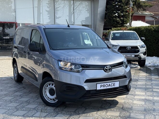 Toyota Proace City-5