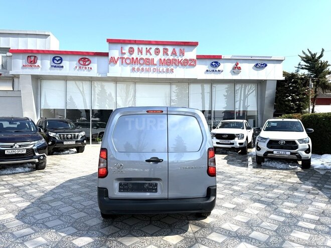 Toyota Proace City-7