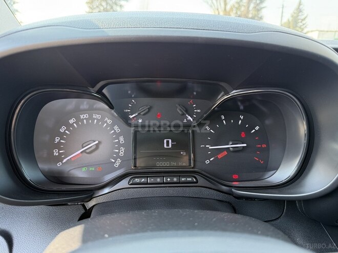 Toyota Proace City-15