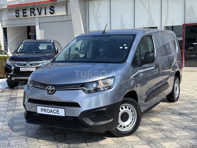 Toyota Proace City-4