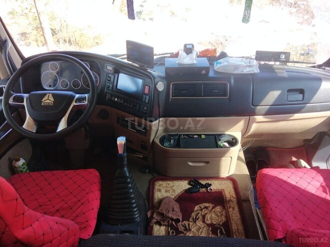 HOWO Sinotruk 2022, 367,600 km - 9.7 l - Bakı
