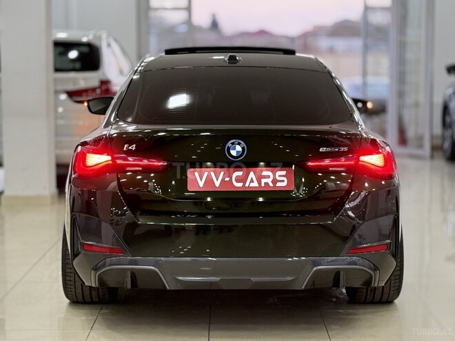 BMW i4-7