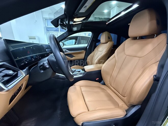 BMW i4-12