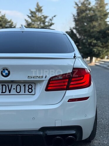 BMW 528-8