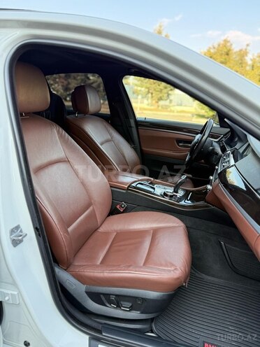 BMW 528-19