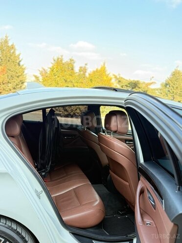 BMW 528-18